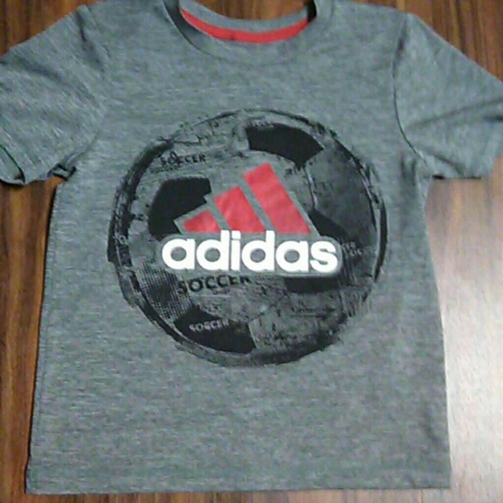 Adidas size 5 soccer 100 % polyester